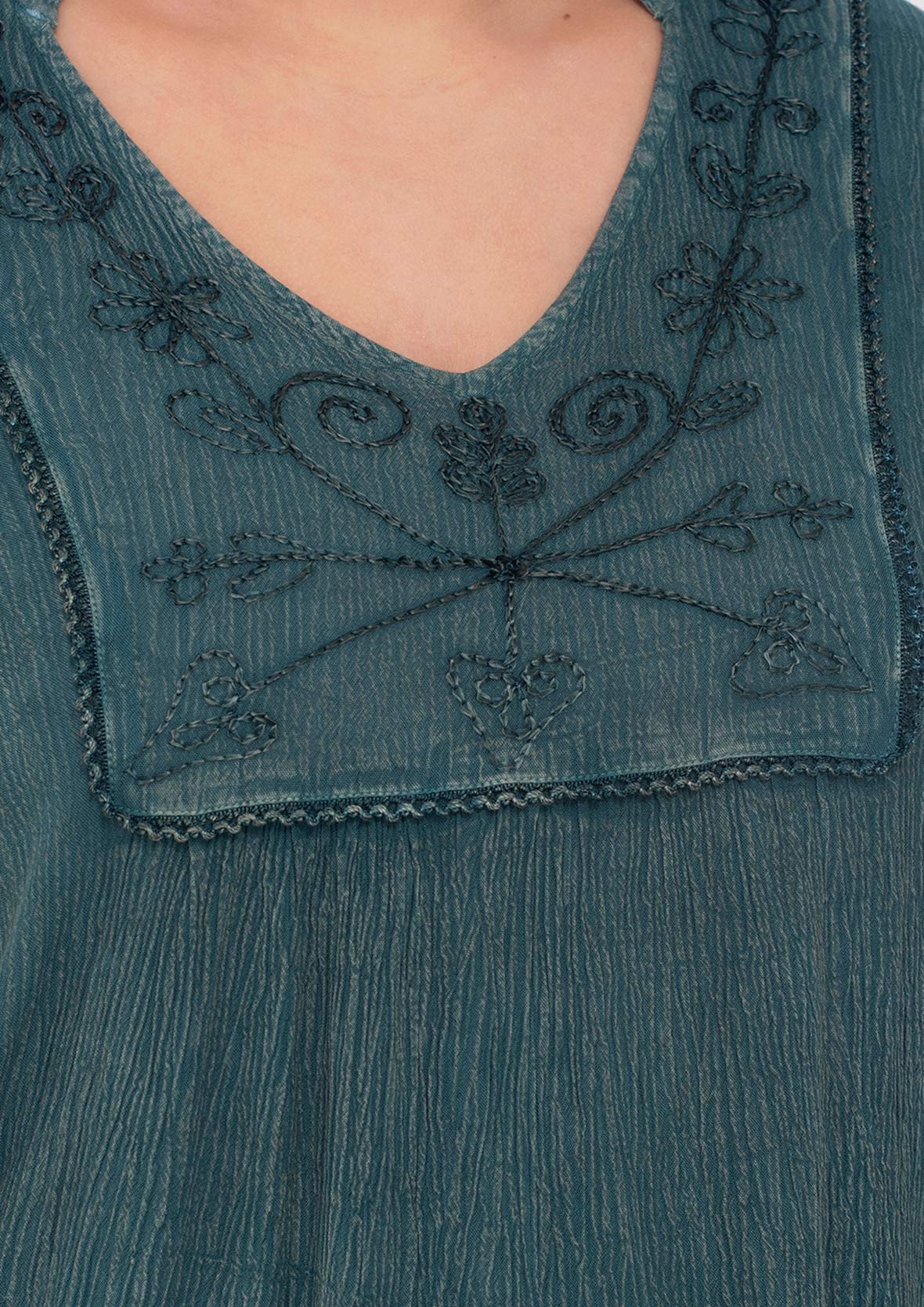 V-Neck Embroidered Kaftan