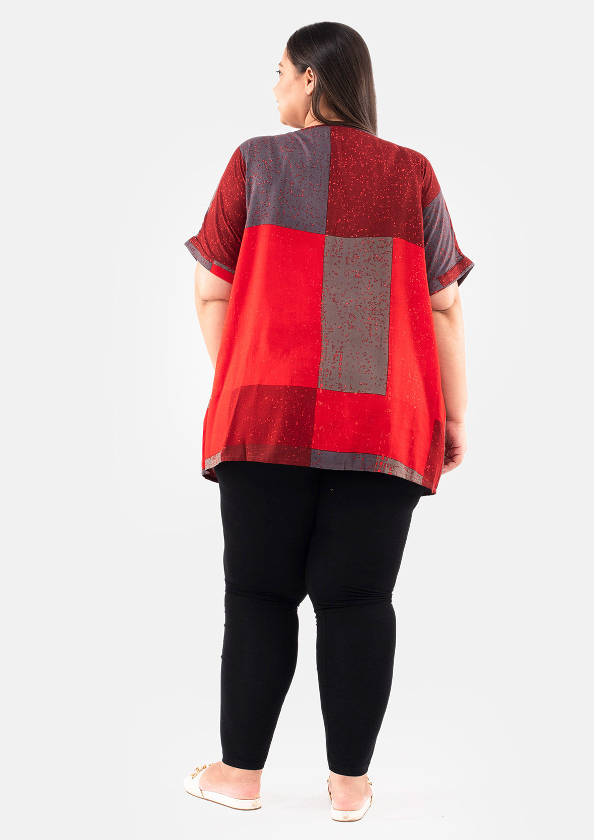 back side of colorblock red tunic with pockets #color_Red Gray Abstract