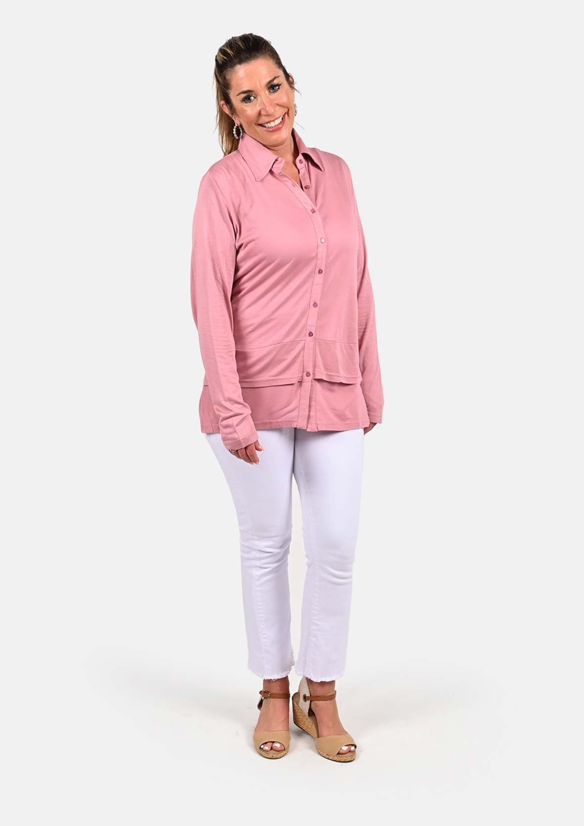 lady wearing classic collared button-front pink shirt #color_Rouge Pink